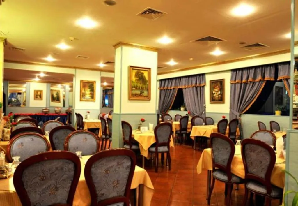 Al Bourj Hotel contacts
